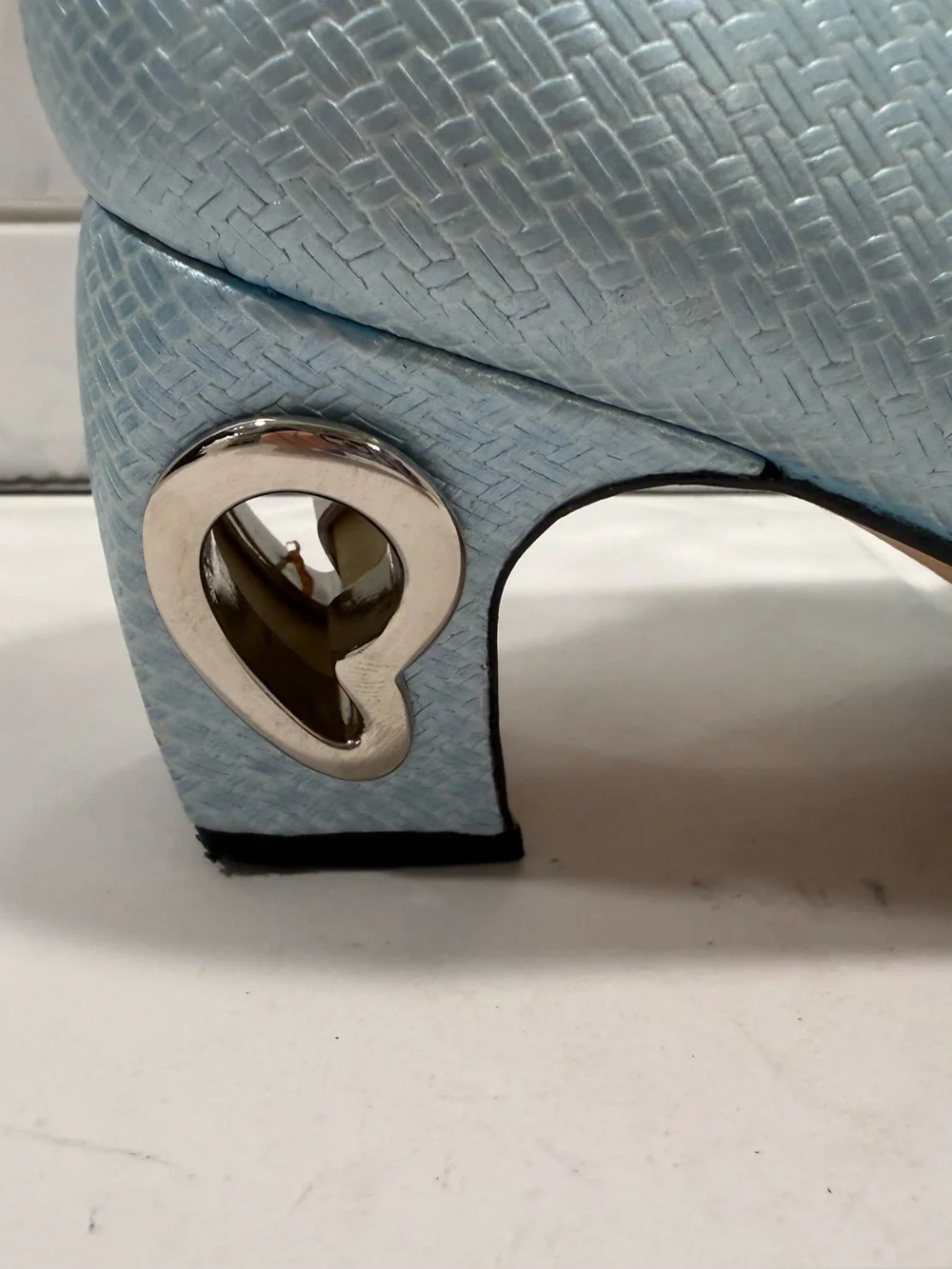 Timothy Hitsman VTG Textured Light Blue Pump Shoe Metal Heart Block Heel 5.5-6?